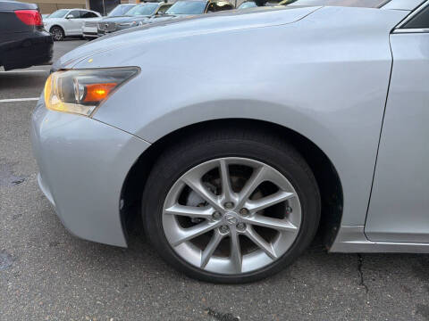 2011 Lexus CT 200h Premium