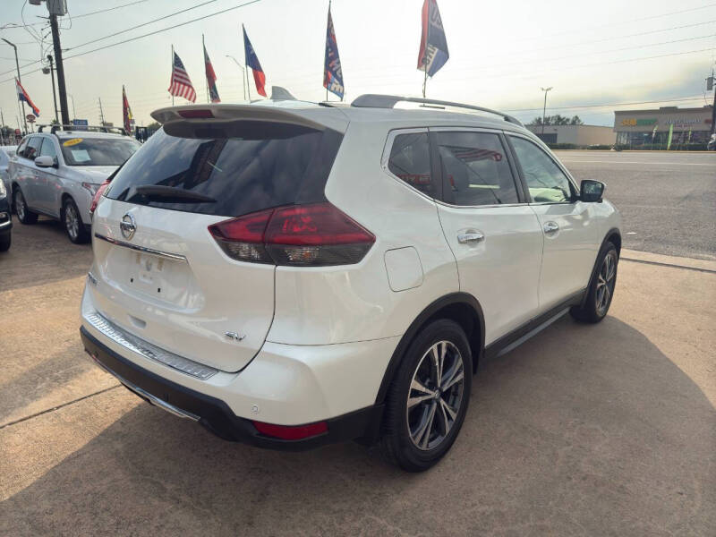 2019 Nissan Rogue SV