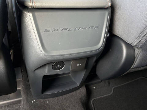 2026 Ford Explorer Active