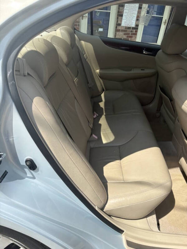 2004 Lexus ES 330