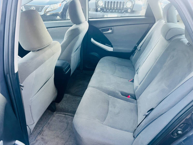 2012 Toyota Prius Three