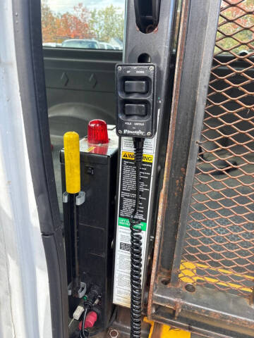 2013 Ford E-Series E-350 SD