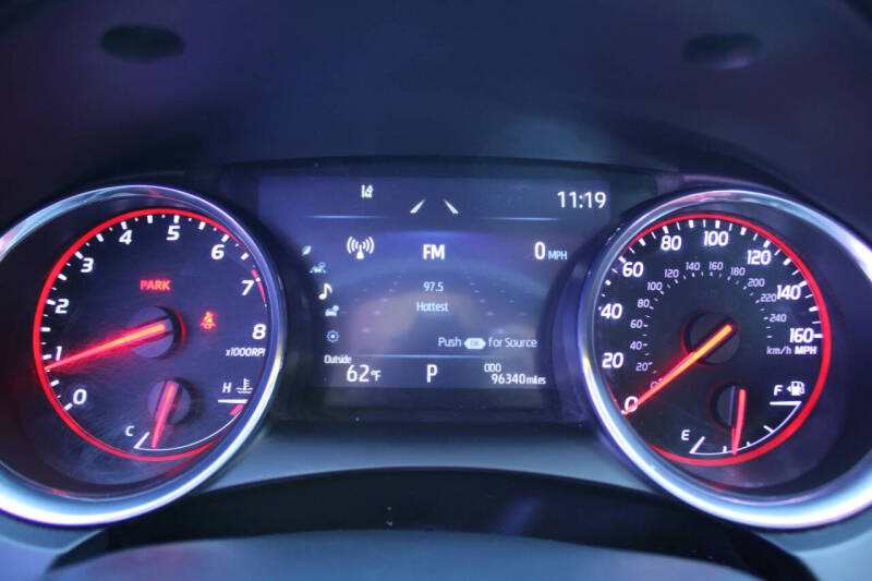 2019 Toyota Camry XSE