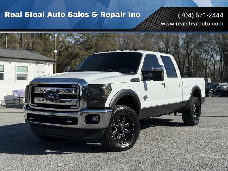 2015 Ford F-250 Super Duty Lariat's photo