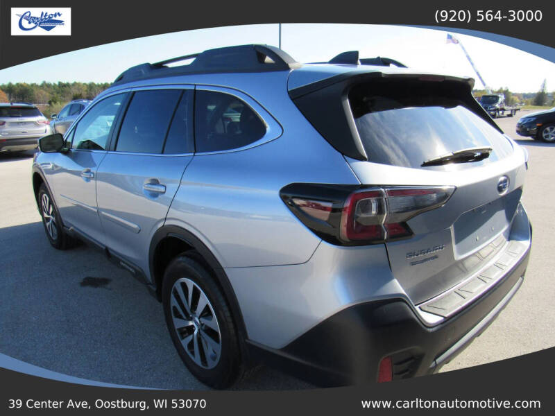 2022 Subaru Outback Premium