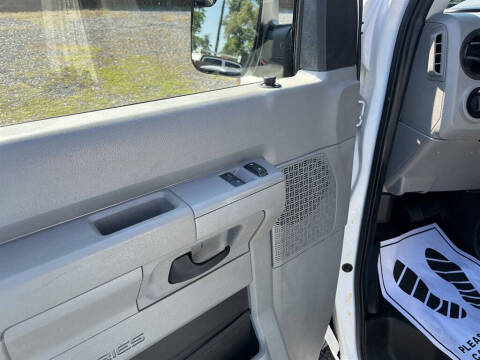 2014 Ford E-Series E-350 SD