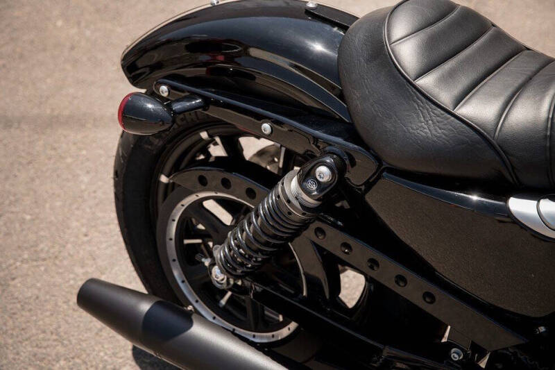 2017 Harley-Davidson Iron 883