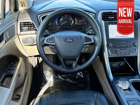 2019 Ford Fusion Hybrid SE