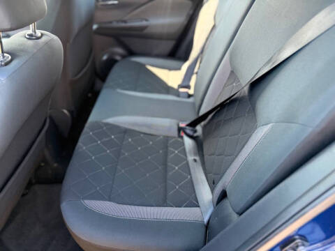 2019 Nissan Kicks S