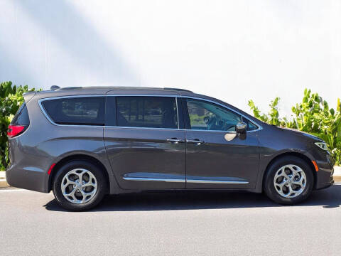 2022 Chrysler Pacifica Limited