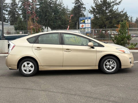 2010 Toyota Prius I