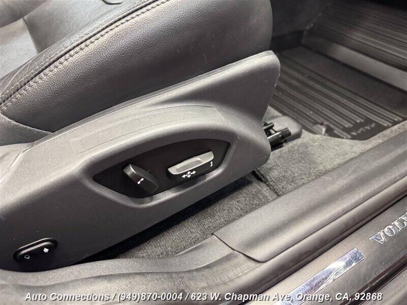 2016 Volvo XC60 T5 Drive-E Premier