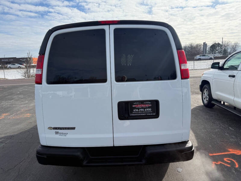 2020 Chevrolet Express 2500