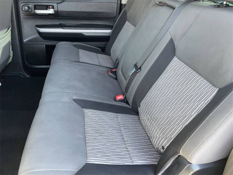 2017 Toyota Tundra SR5