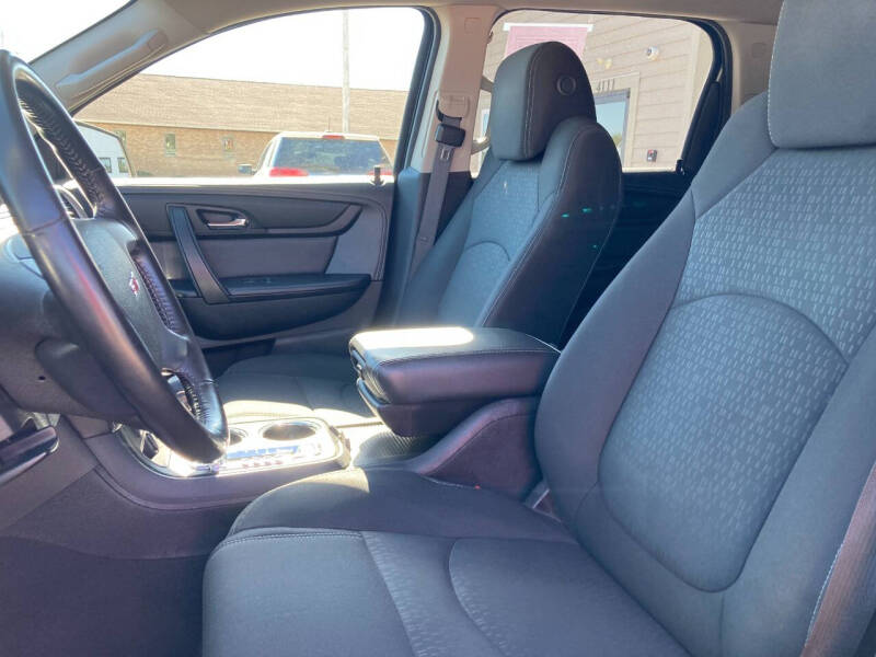 2016 GMC Acadia SLE-1