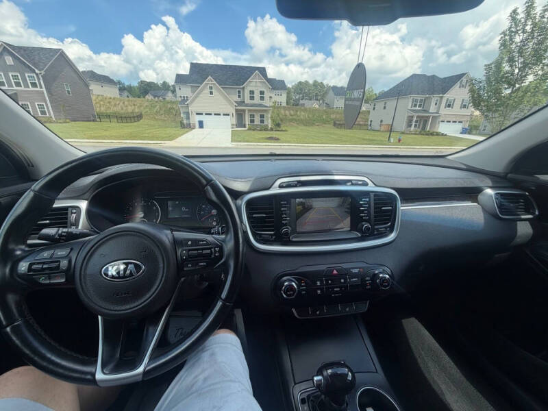 2017 Kia Sorento LX
