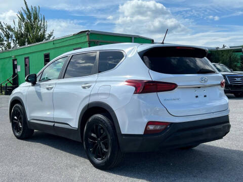 2020 Hyundai Santa Fe SE