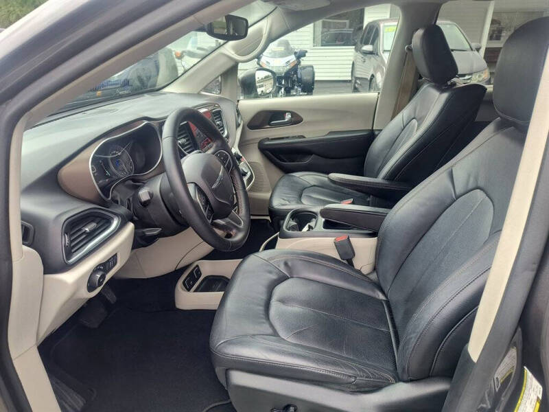 2018 Chrysler Pacifica Touring L Plus