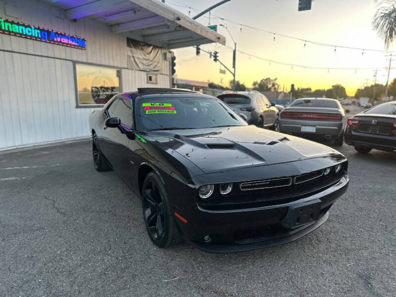 2016 Dodge Challenger R/T Plus