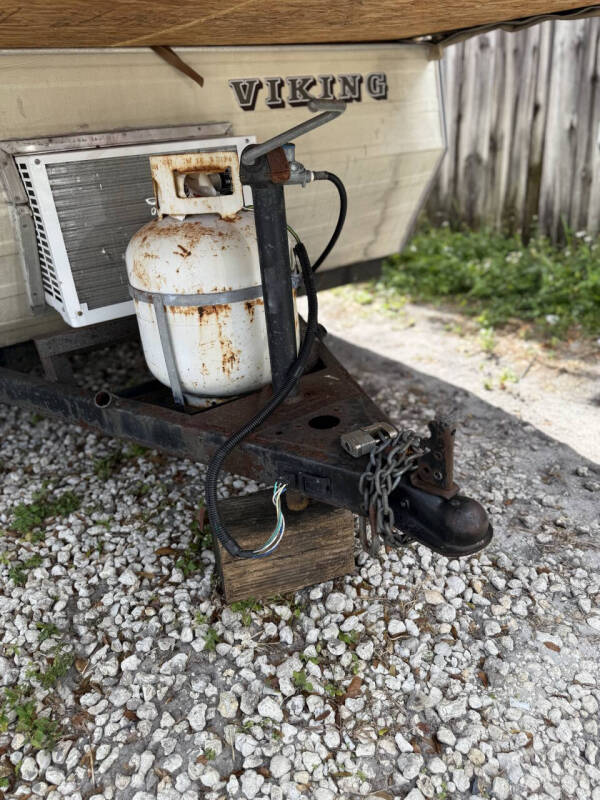 1986 Coachmen RV Viking