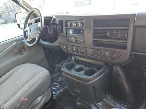 2016 GMC Savana 3500