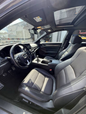 2018 Honda Accord Sport