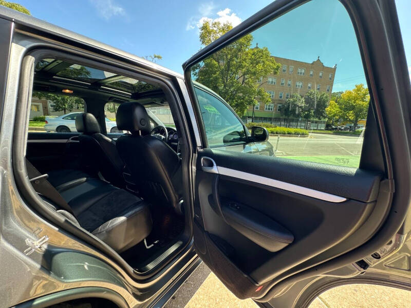 2009 Porsche Cayenne GTS Tiptronic