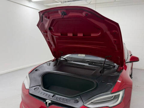 2021 Tesla Model S Plaid