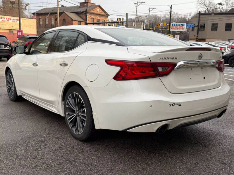 2017 Nissan Maxima
