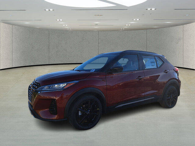 2024 Nissan Kicks SR