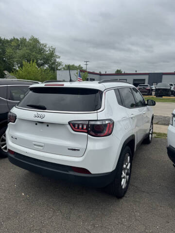 2022 Jeep Compass Latitude Lux