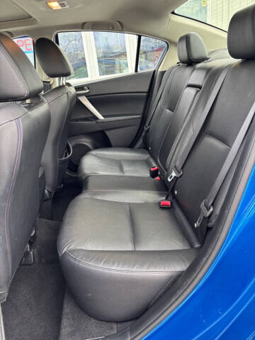 2012 Mazda MAZDA3 i Grand Touring