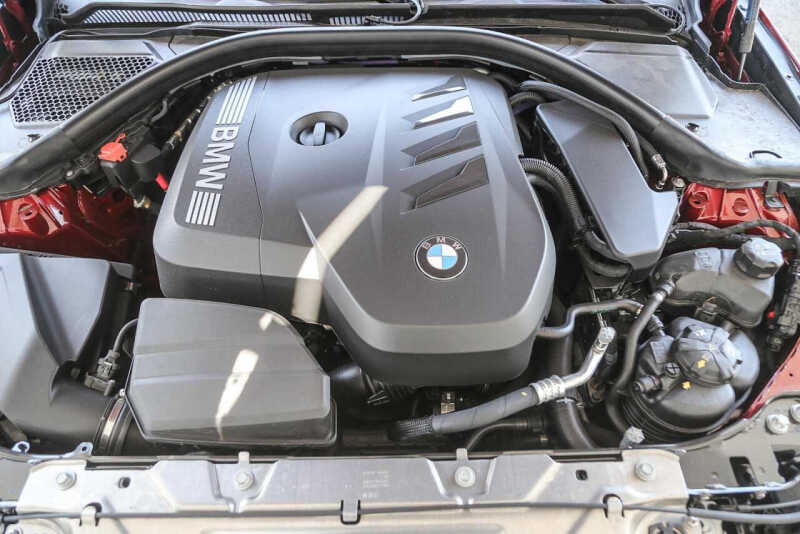 2025 BMW 3 Series 330i xDrive