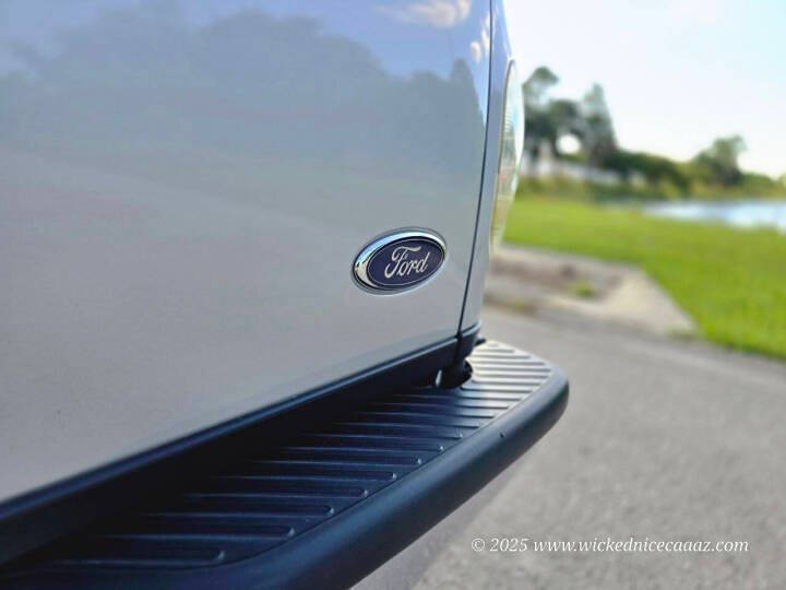 2002 Ford F-150 SVT Lightning