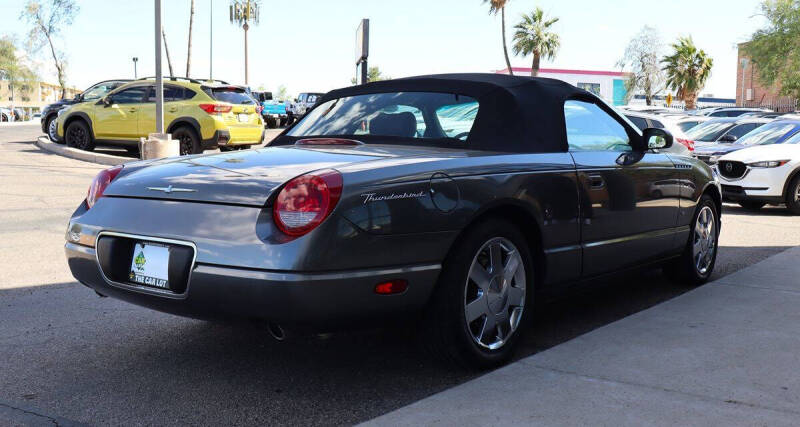2003 Ford Thunderbird