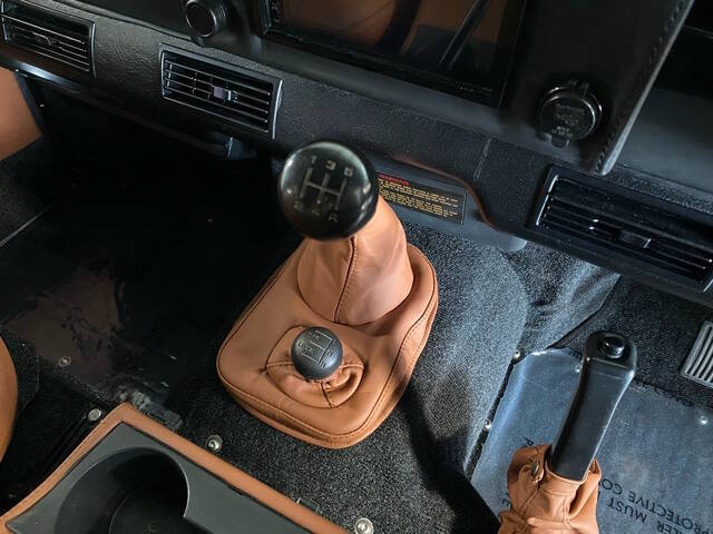 1997 Land Rover Defender 29