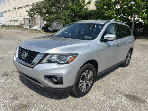 2017 Nissan Pathfinder SL