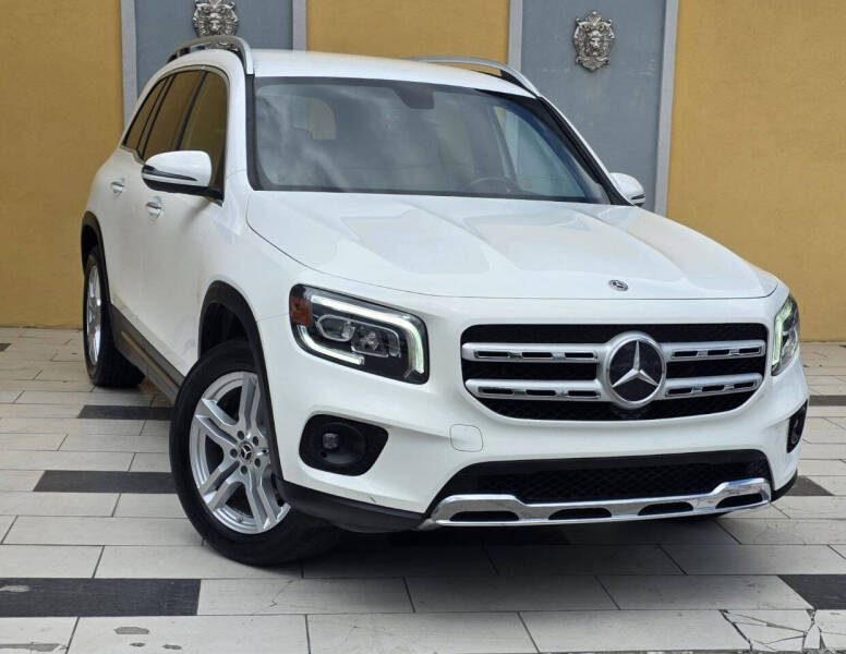 2020 Mercedes-Benz GLB GLB250's photo