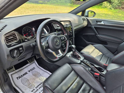 2020 Volkswagen Golf GTI SE