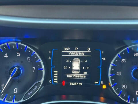 2017 Chrysler Pacifica Touring-L