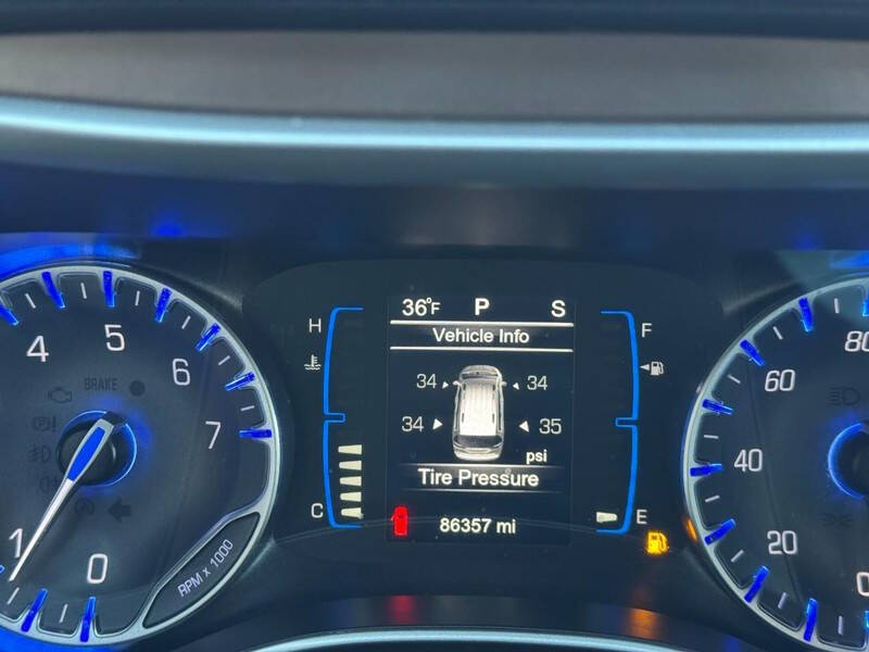 2017 Chrysler Pacifica Touring-L