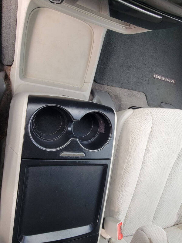 2011 Toyota Sienna