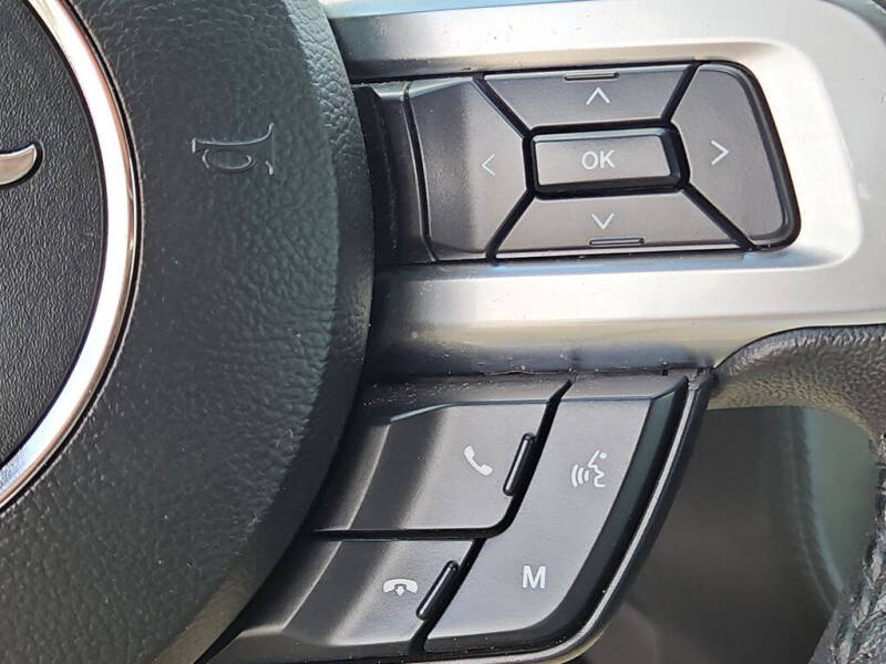 2021 Ford Mustang EcoBoost