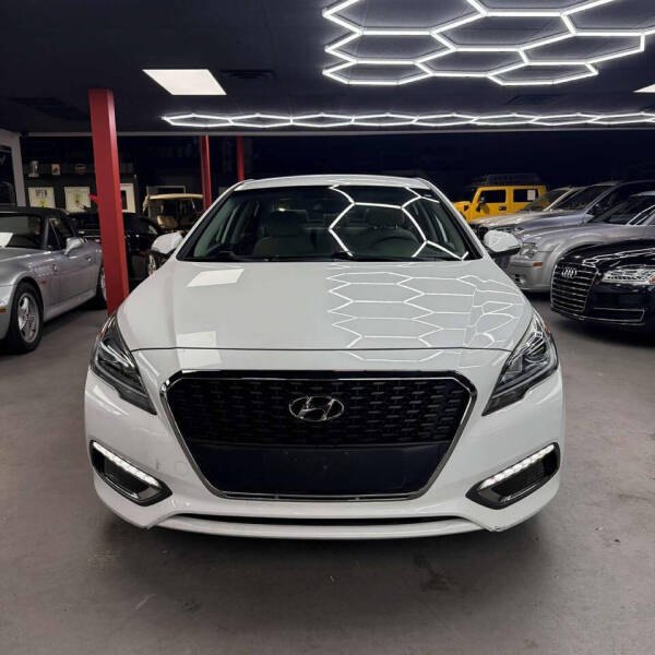 2017 Hyundai Sonata Hybrid SE