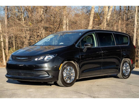 2022 Chrysler Voyager