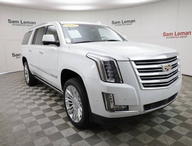 Used 2019 Cadillac Escalade ESV Platinum with VIN 1GYS4KKJ6KR282801 for sale in Bloomington, IL