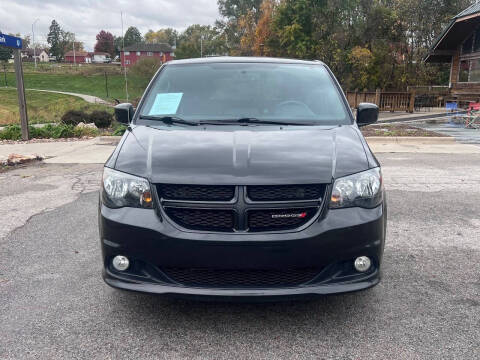 2016 Dodge Grand Caravan R/T