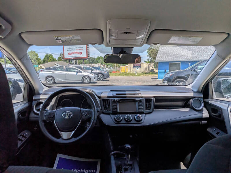 2017 Toyota RAV4 LE