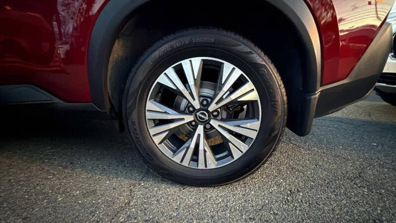 2022 Nissan Rogue SV