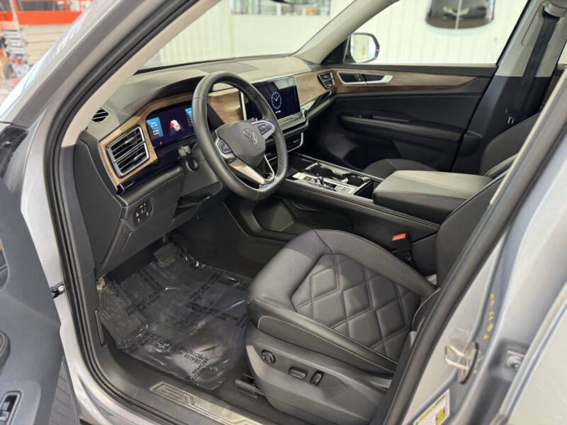 2024 Volkswagen Atlas SE 4Motion